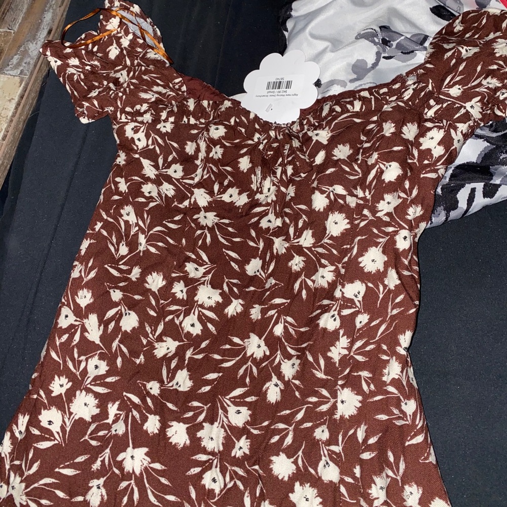 Hopes dresses - Picture 4 of 5